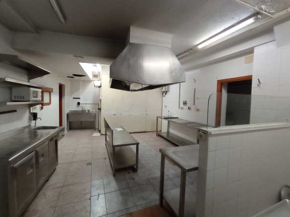 Restaurante en venta en Cala'n Bosch
