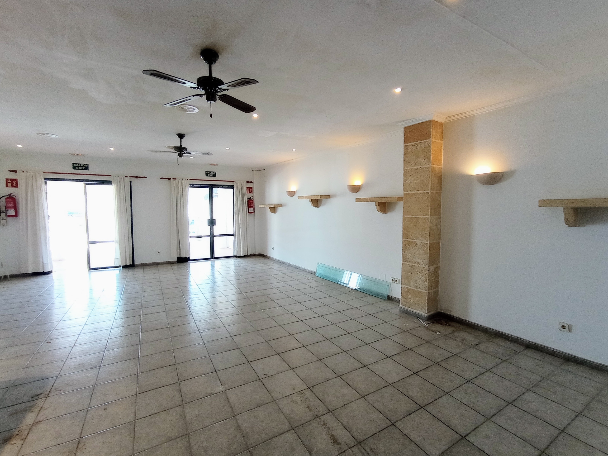 Restaurante en venta en Cala'n Bosch