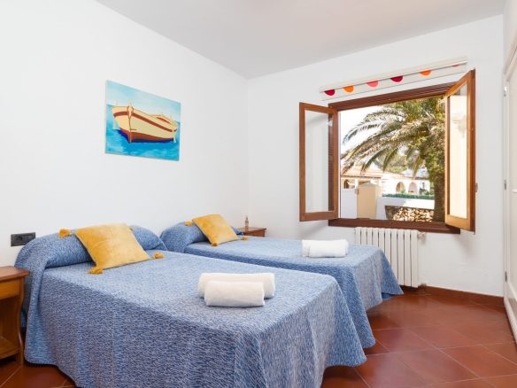 Chalet con piscina en venta en Menorca