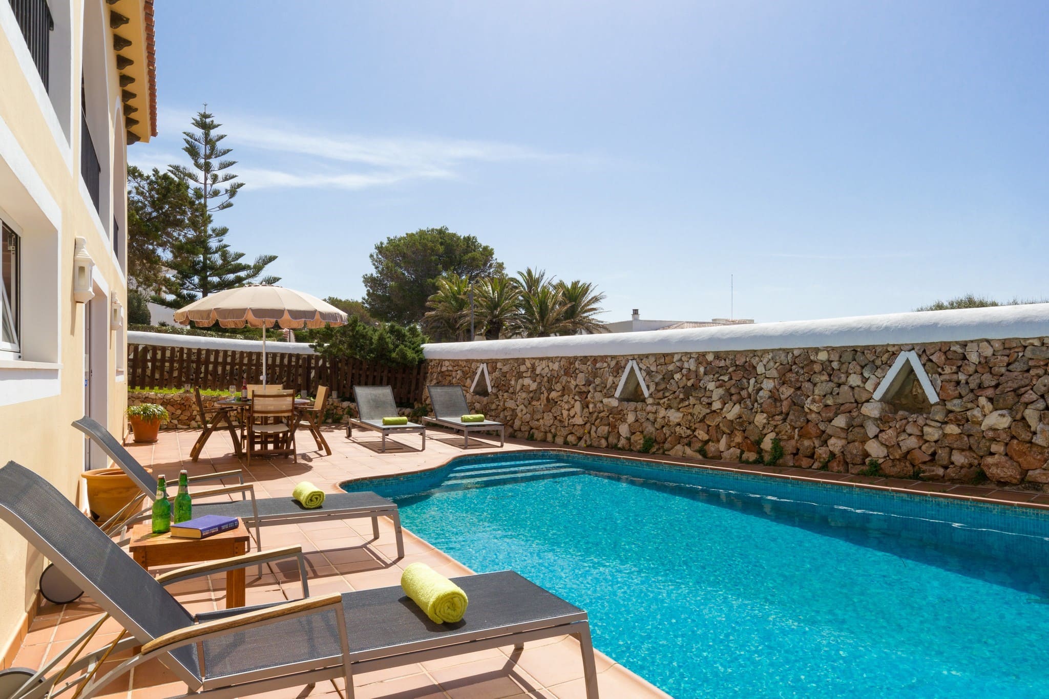 Chalet con piscina en venta en Menorca