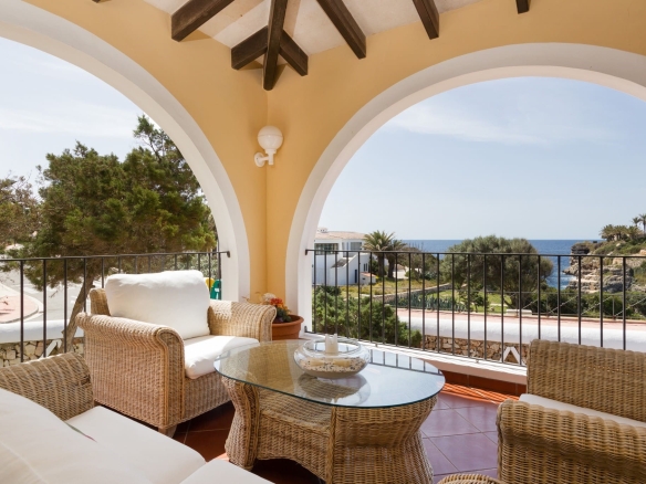 Chalet con piscina en venta en Menorca
