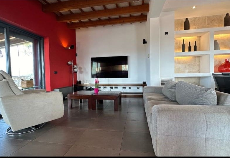 Chalet en venta en Cala Blanca