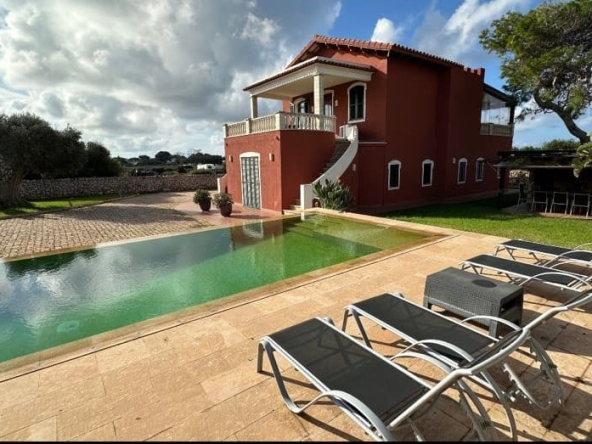 Chalet en venta en Cala Blanca
