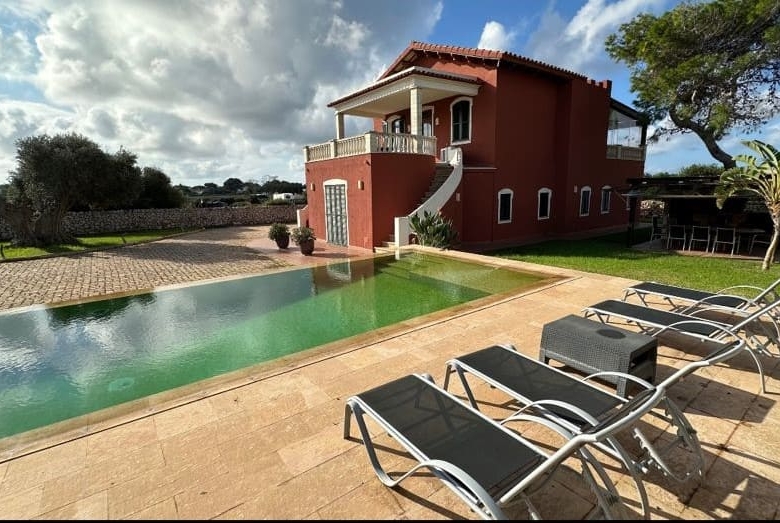 Chalet en venta en Cala Blanca