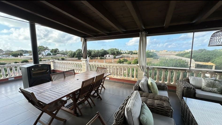 Chalet en venta en Cala Blanca