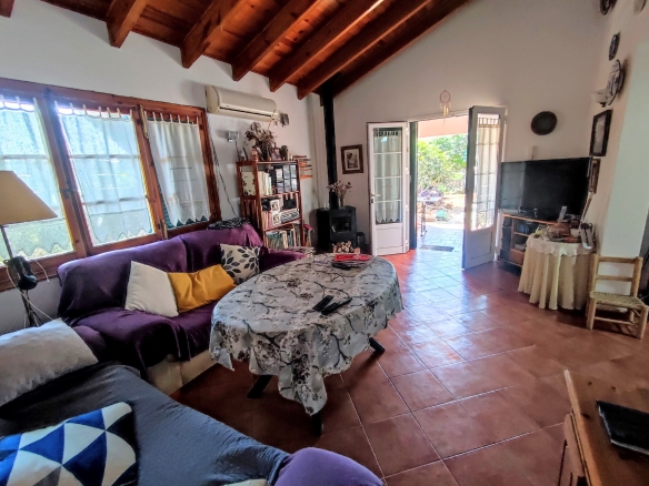 Casa unifamiliar con jardín botánico y huerto en zona tranquila de Ciutadella