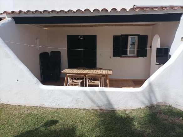 Apartamento reformado con estilo en planta baja