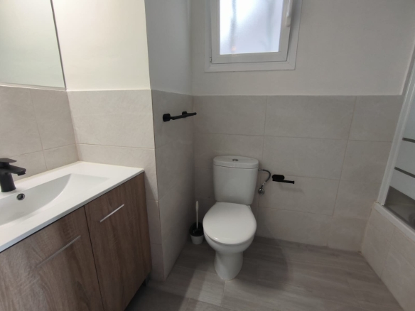 Apartamento reformado con estilo en planta baja