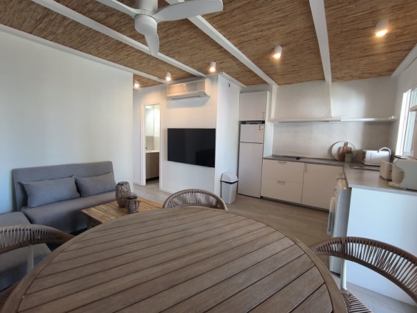 Apartamento reformado con estilo en planta baja
