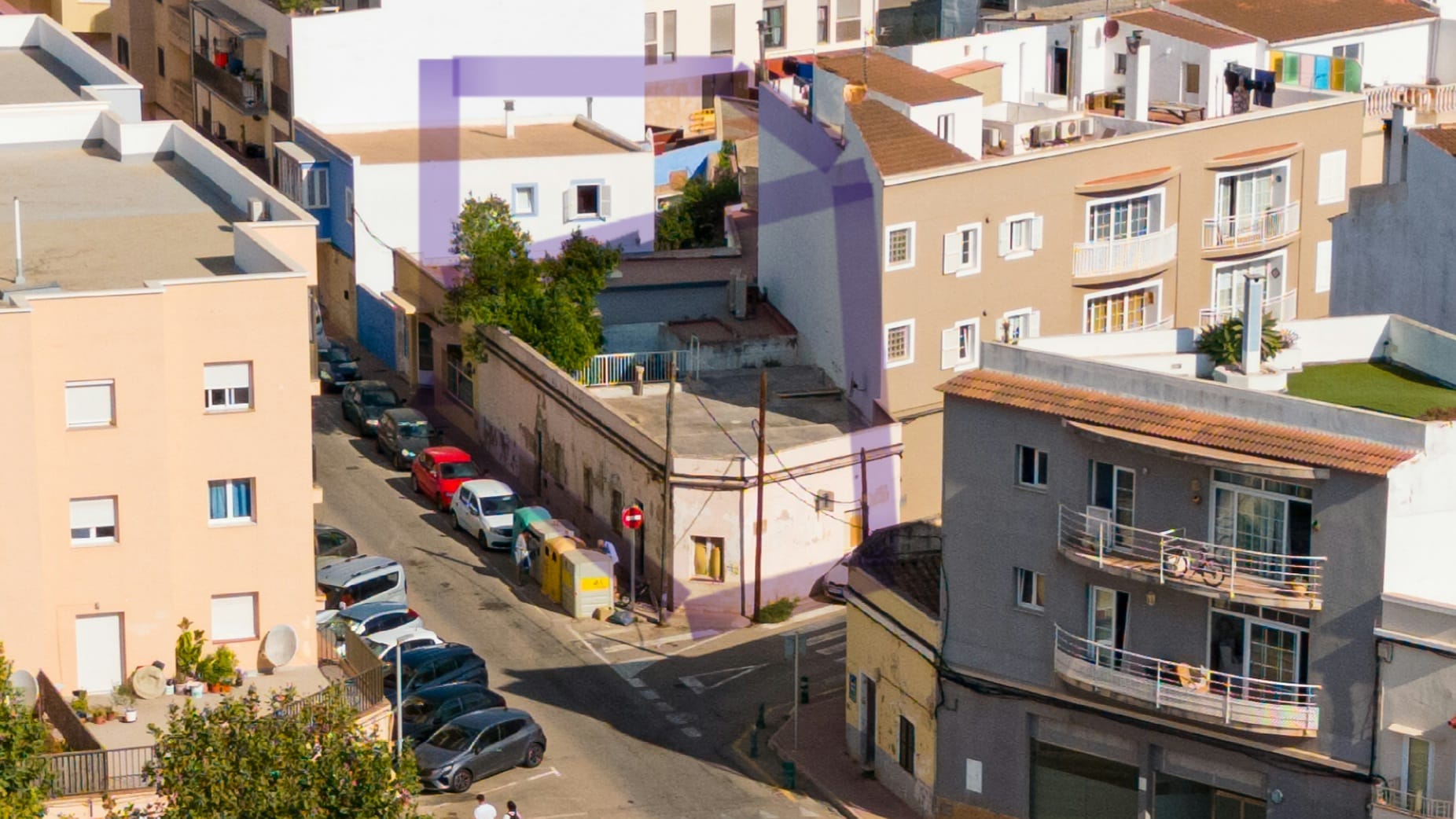 Terreno urbano edificable en esquina – Centro de Ciutadella