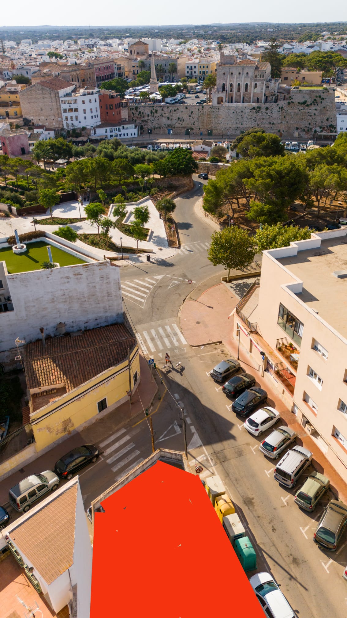 Terreno urbano edificable en esquina – Centro de Ciutadella