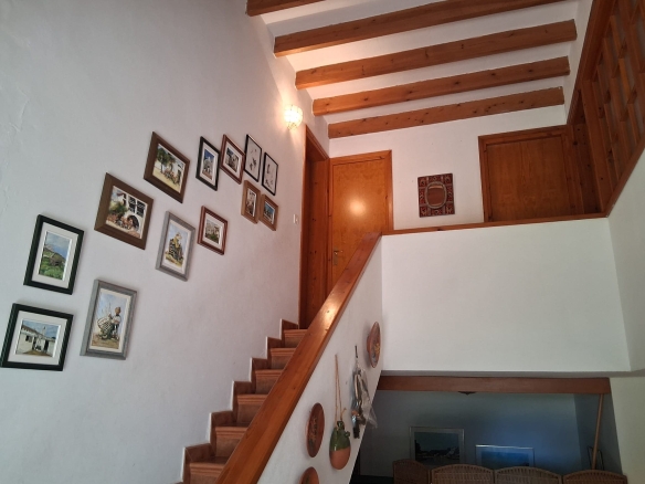 Chalet con jardín privado y piscina comunitaria en Cala’n Blanes