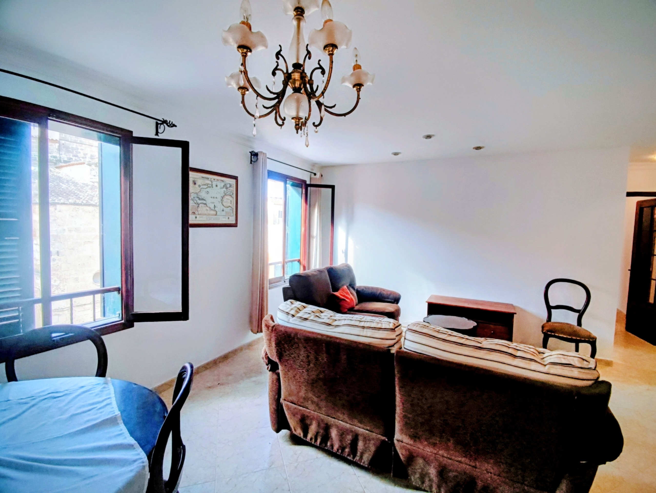 Piso en venta en el casco antiguo de Ciutadella, junto al Mercado