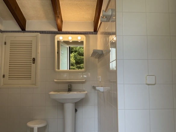 Chalet en venta en el bosque en Cala Morell, Menorca