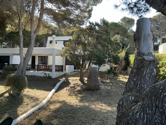 Chalet en venta en el bosque en Cala Morell, Menorca