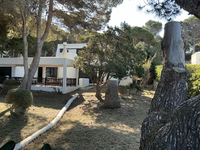 Chalet en venta en el bosque en Cala Morell, Menorca