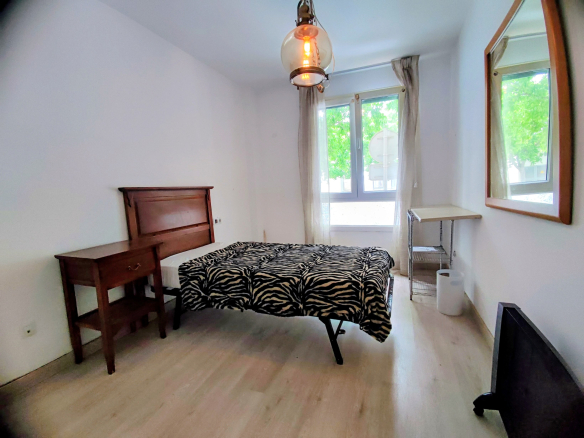 Piso en planta baja con piscina, parking y trastero en venta en Ciutadella