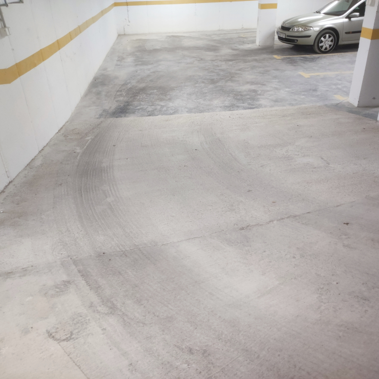 Plaza de parking en venta en el centro de Ciutadella
