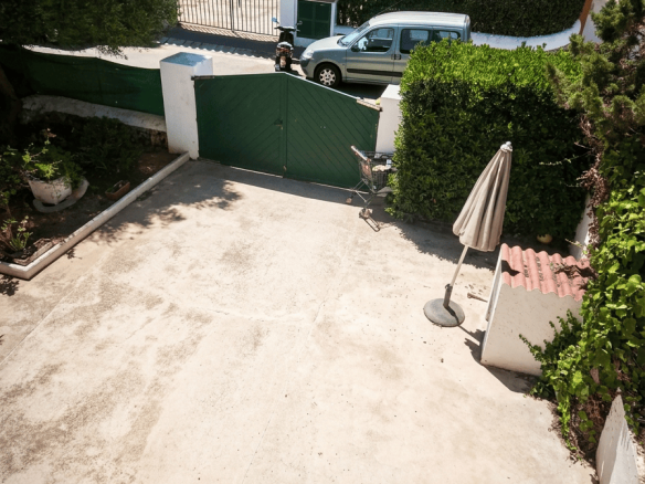 Chalet adosado cerca de la playa de Santandria, Ciutadella