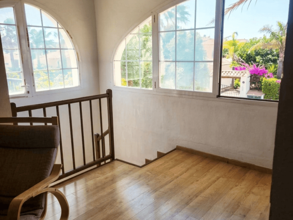 Chalet adosado cerca de la playa de Santandria, Ciutadella