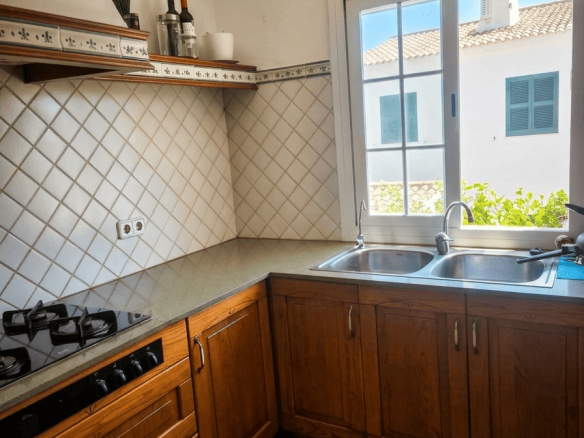 Chalet adosado cerca de la playa de Santandria, Ciutadella